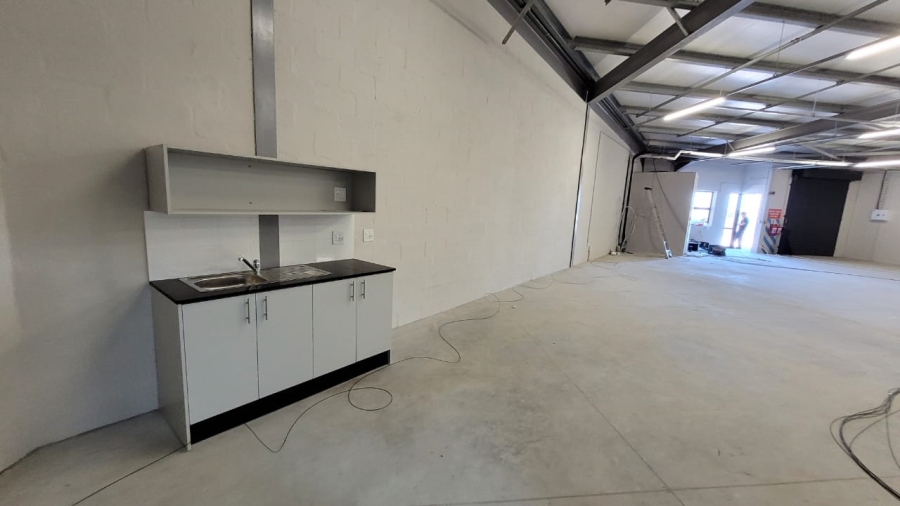 To Let commercial Property for Rent in Montague Gardens Western Cape